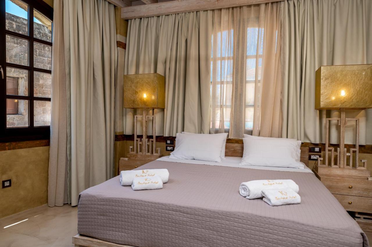 10gr Boutique & Wine Bar 5* Rhodes City