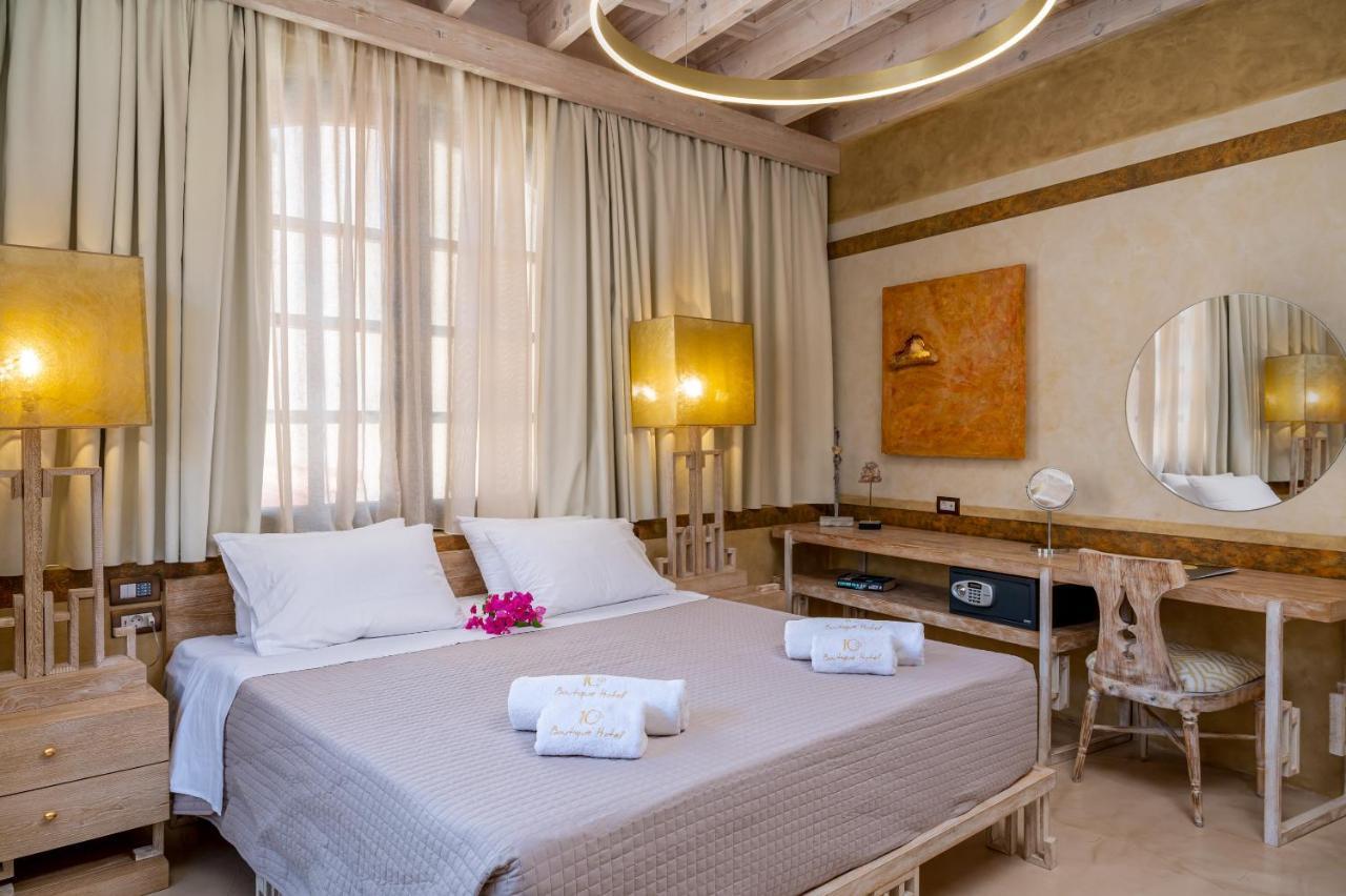 10gr Boutique & Wine Bar Hotel
