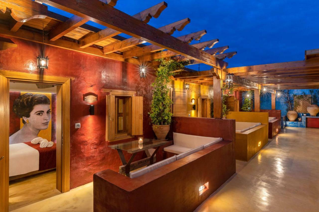 10gr Boutique & Wine Bar Hotell